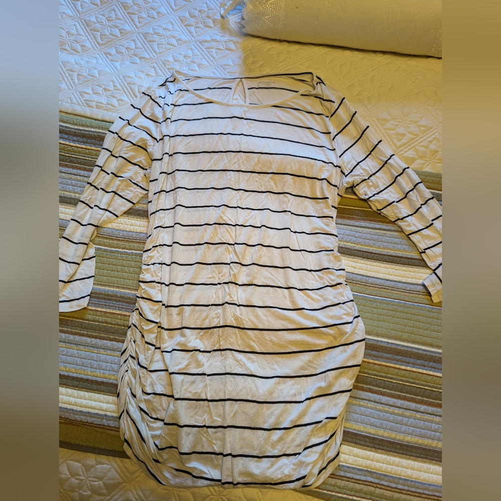 MOTHERHOOD MATERNITY tunic top